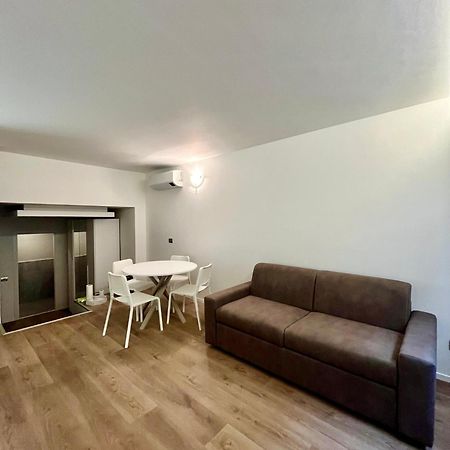 Central Side Apartment Milano Eksteriør billede