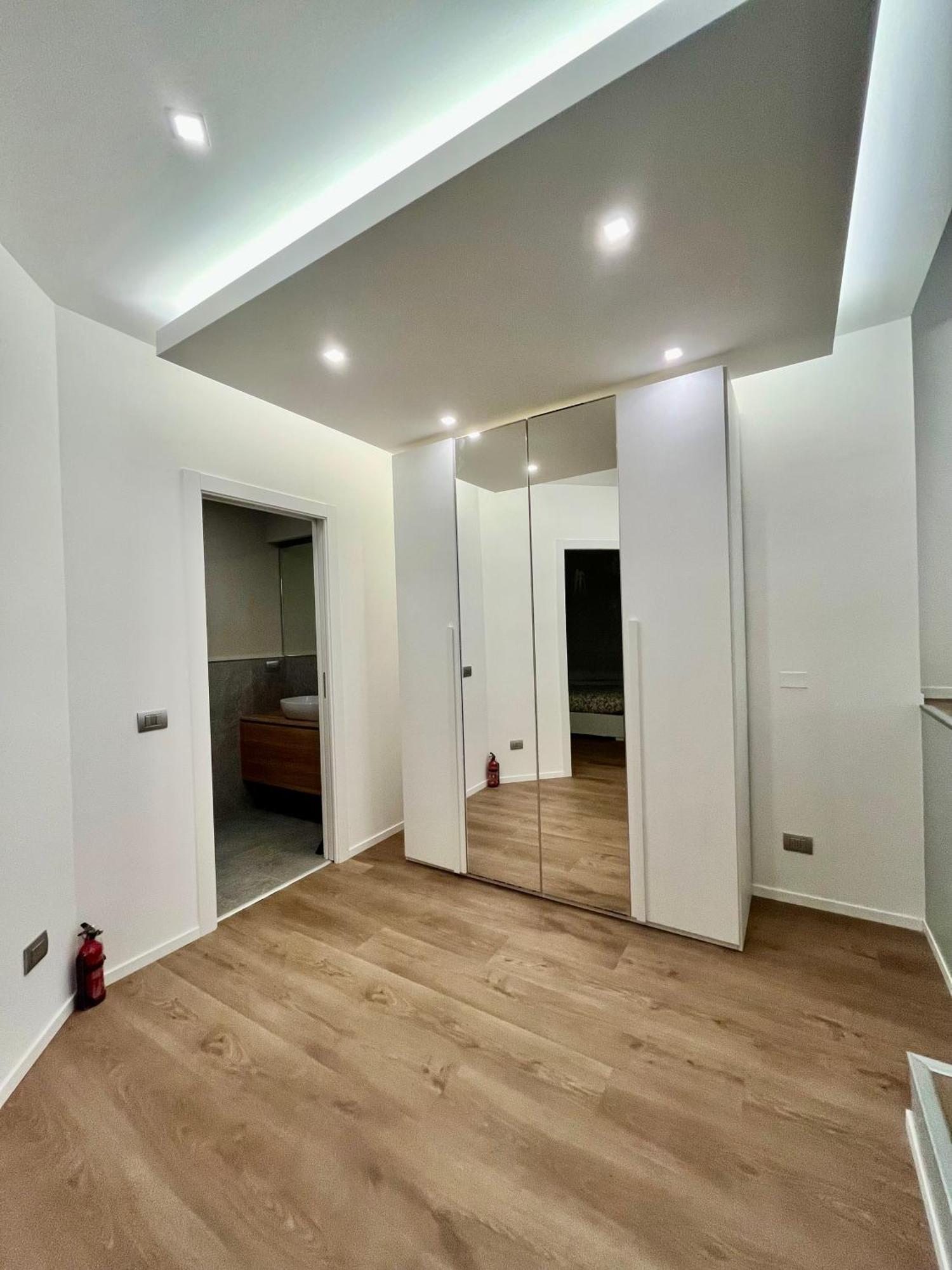 Central Side Apartment Milano Eksteriør billede